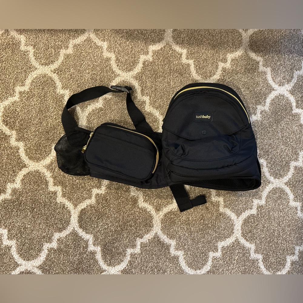 The Tushbaby Hip Carrier
